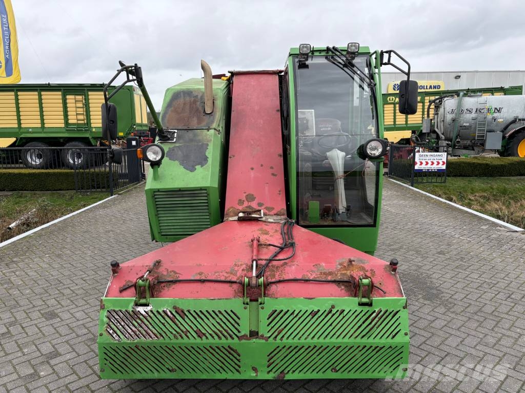 Strautmann Vertimix 1401 SF 動物進料機