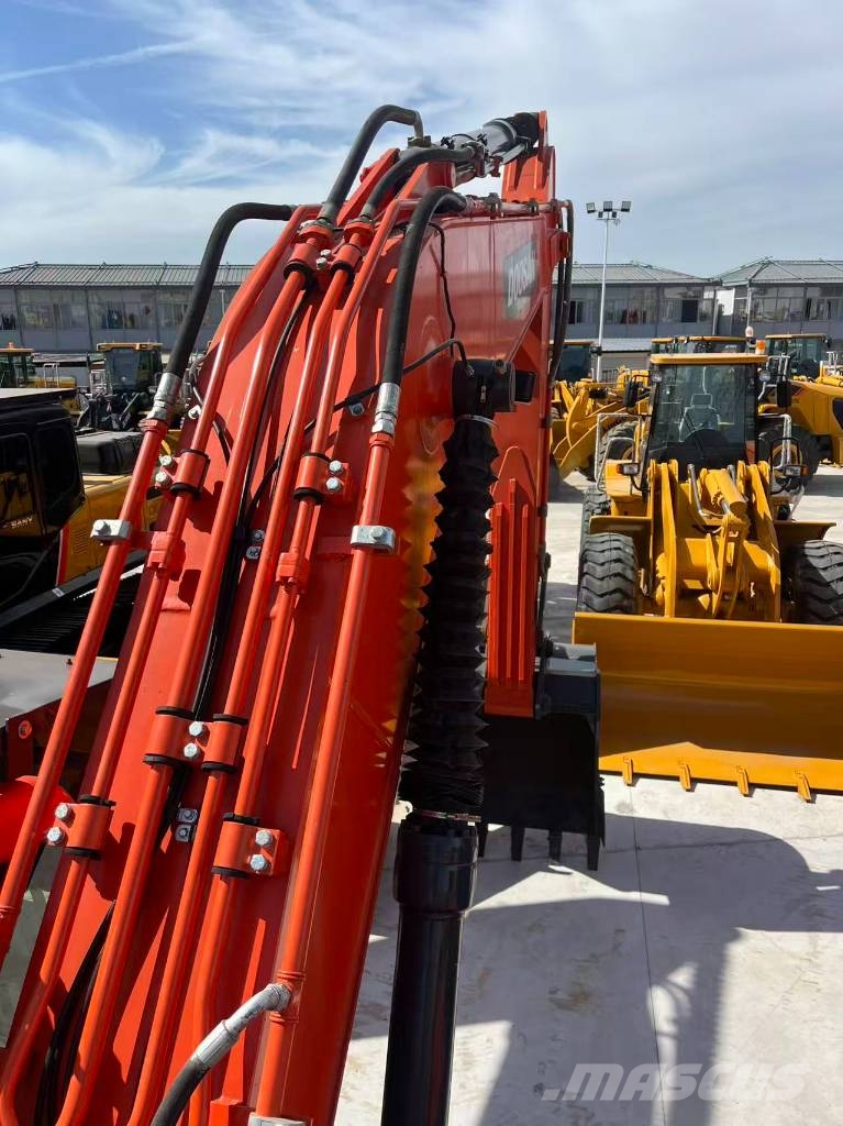 Doosan DX 225 LC Excavadoras sobre orugas