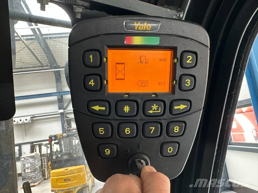 Yale ERP50VME شاحنات ذات رافعات شوكية تعمل بالكهرباء