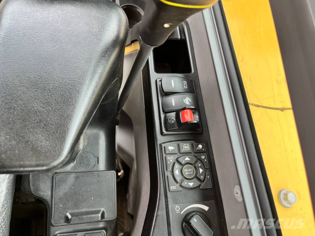 Volvo ECR88D Bageri guseničari