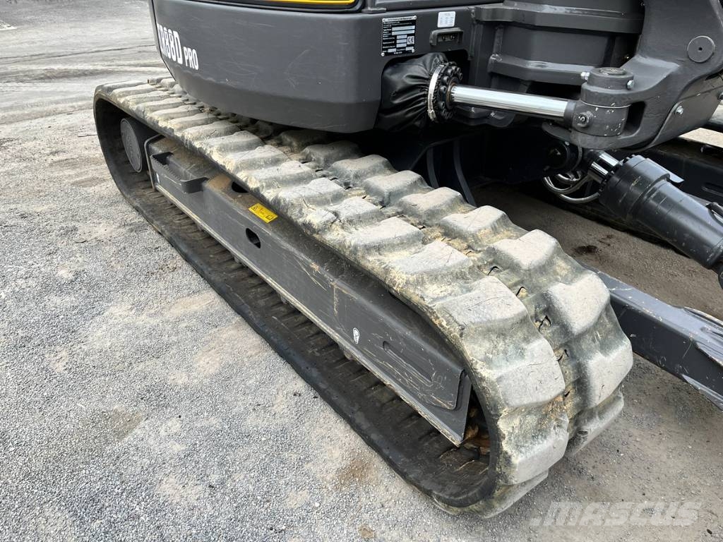 Volvo ECR88D Bageri guseničari