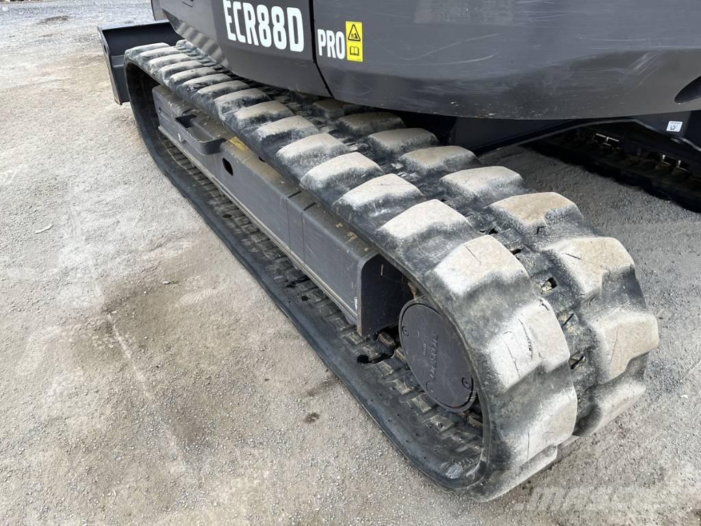 Volvo ECR88D Bageri guseničari