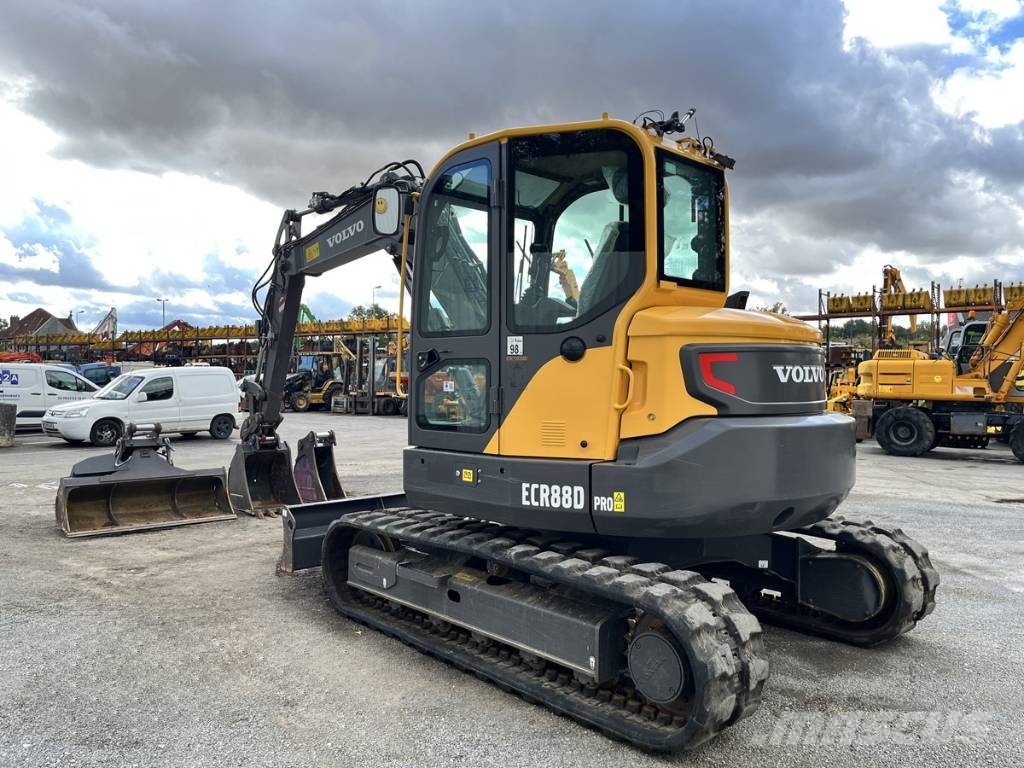 Volvo ECR88D Bageri guseničari
