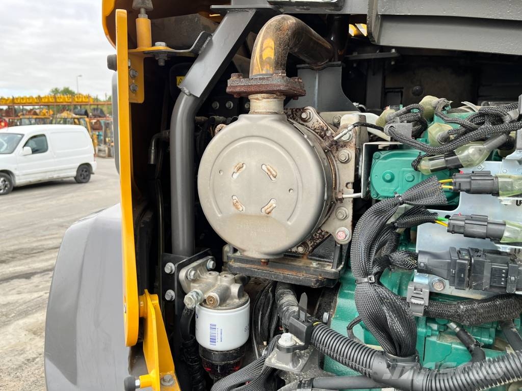 Volvo ECR88D Bageri guseničari