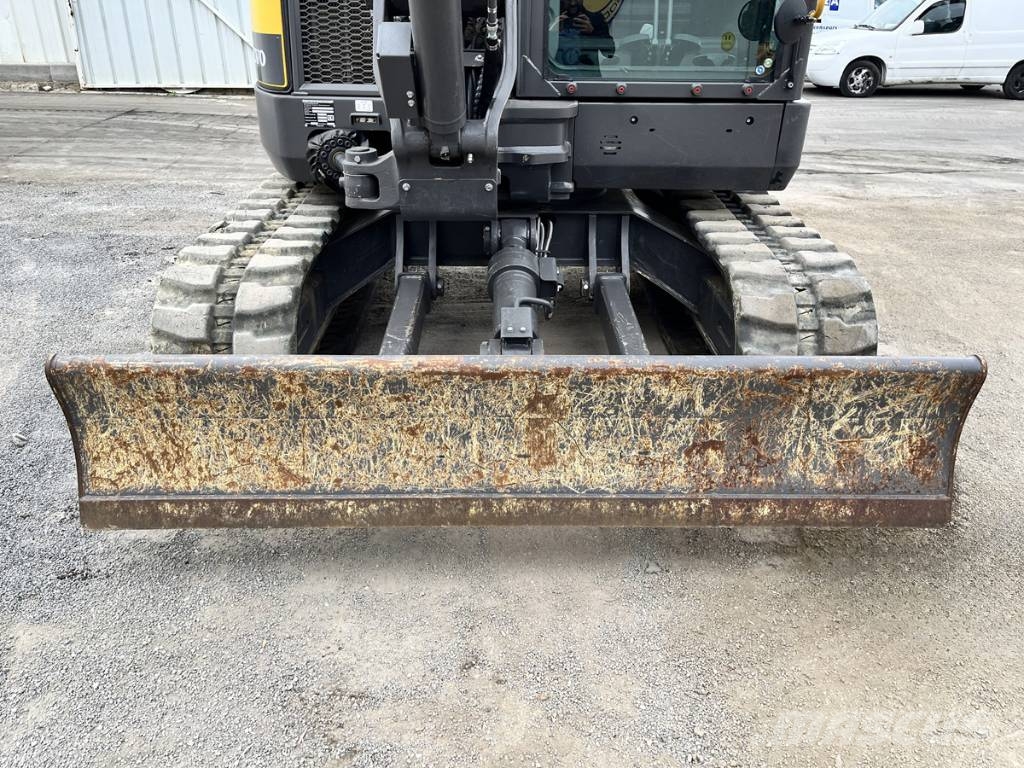 Volvo ECR88D Bageri guseničari