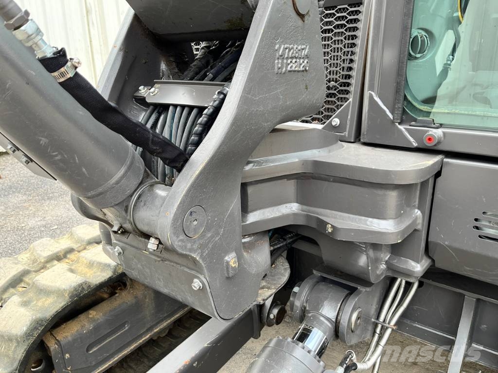Volvo ECR88D Bageri guseničari