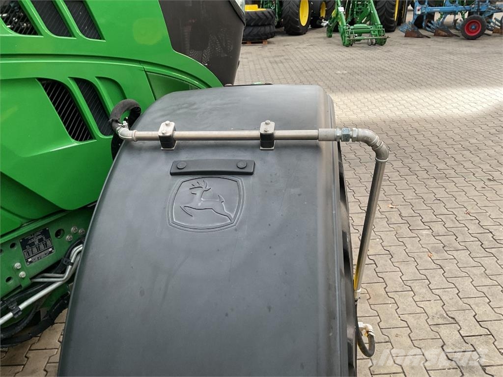 John Deere 6155R 曳引機