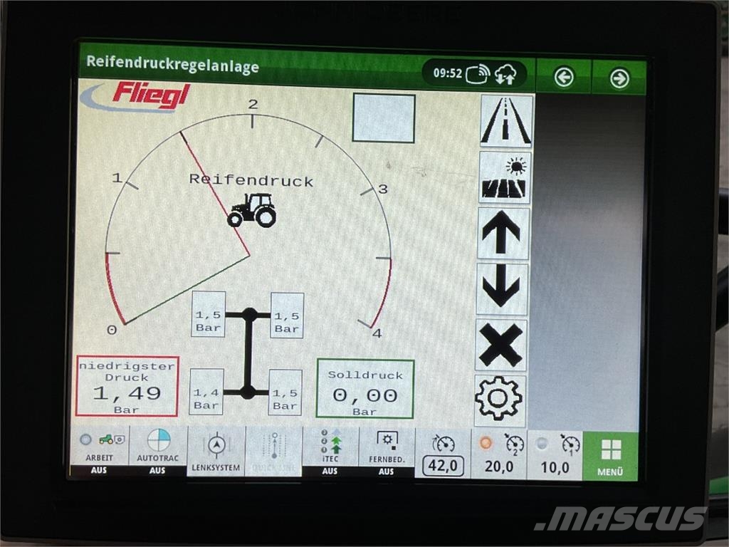 John Deere 6155R 曳引機
