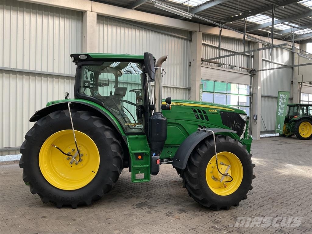 John Deere 6155R 曳引機