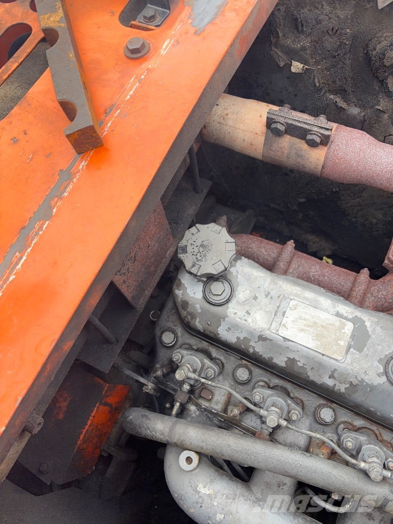 Daewoo Doosan 130 Excavadoras de cadenas