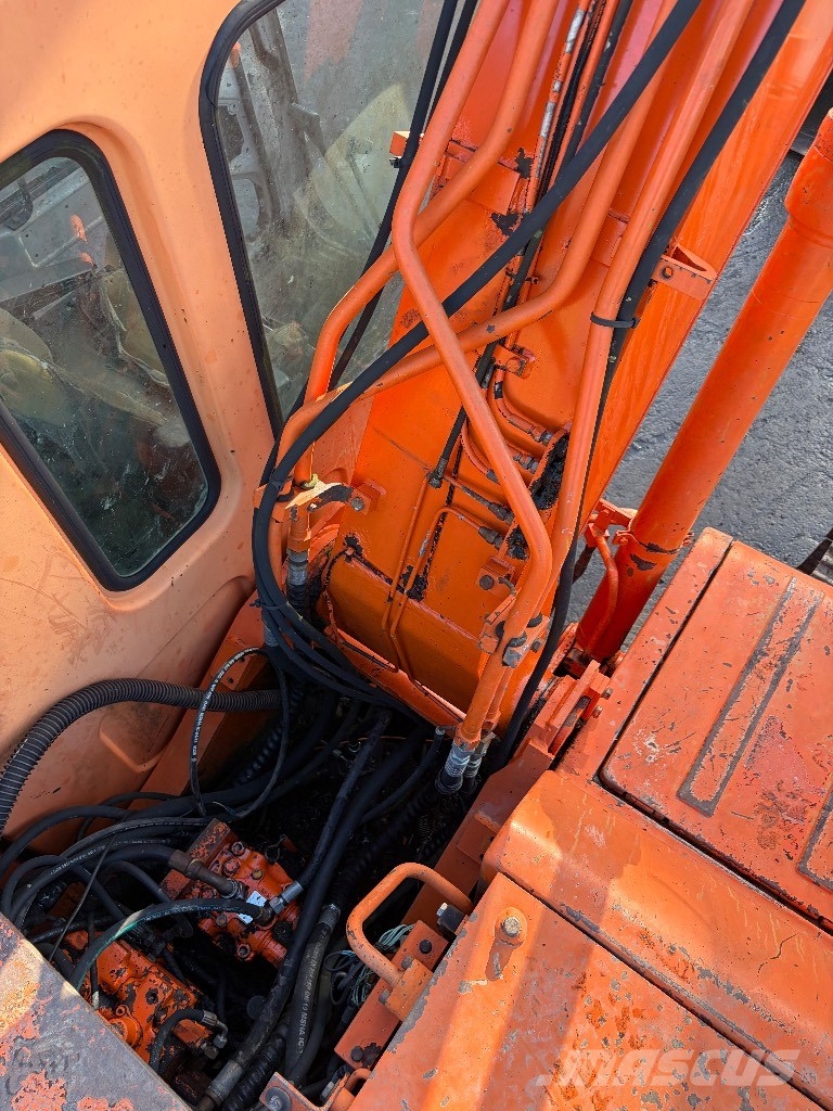 Daewoo Doosan 130 Excavadoras de cadenas