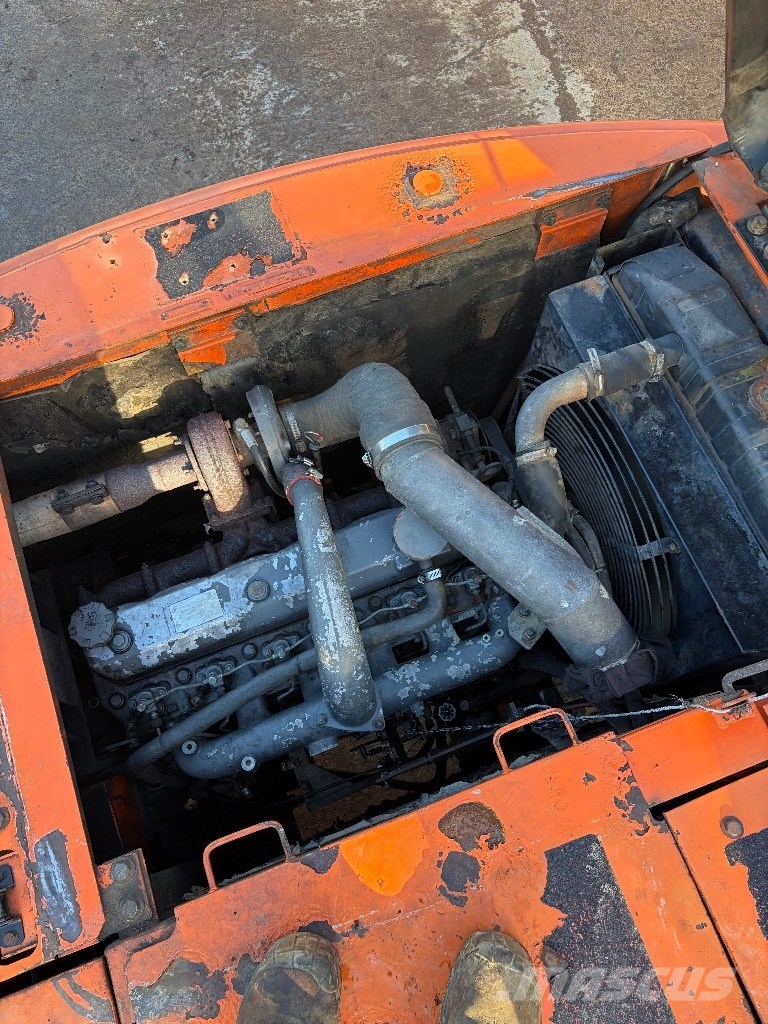 Daewoo Doosan 130 Excavadoras de cadenas