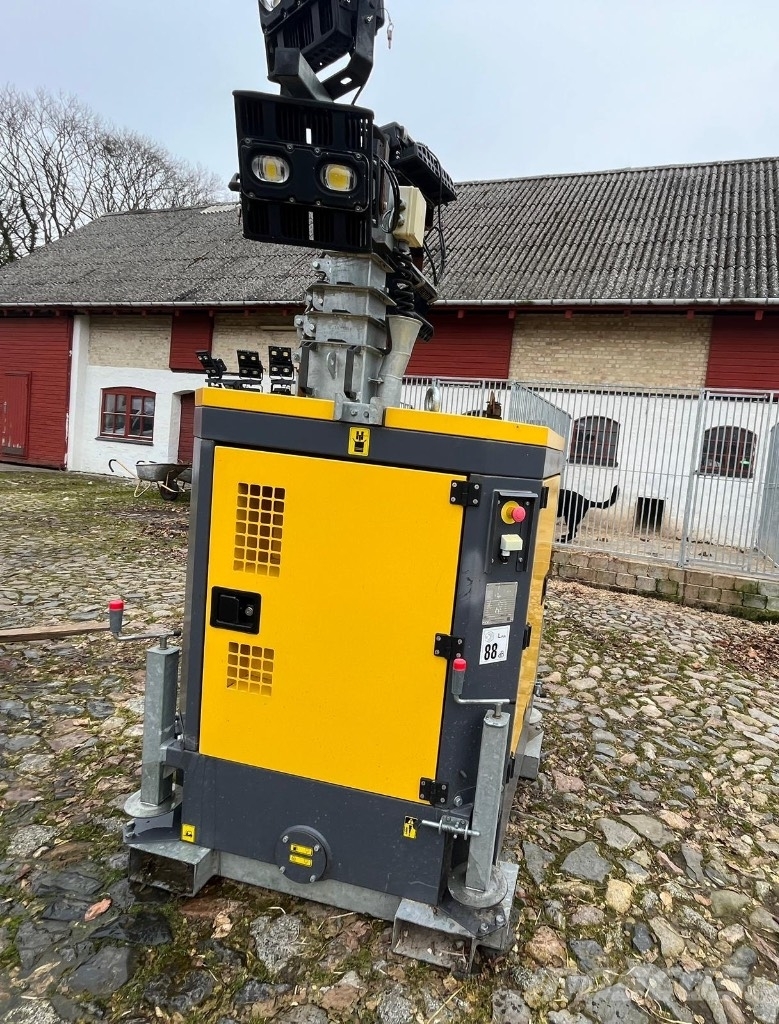 Atlas Copco Hilight B5+ 拖车式灯塔