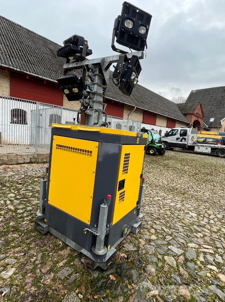 Atlas Copco Hilight B5+ 拖车式灯塔