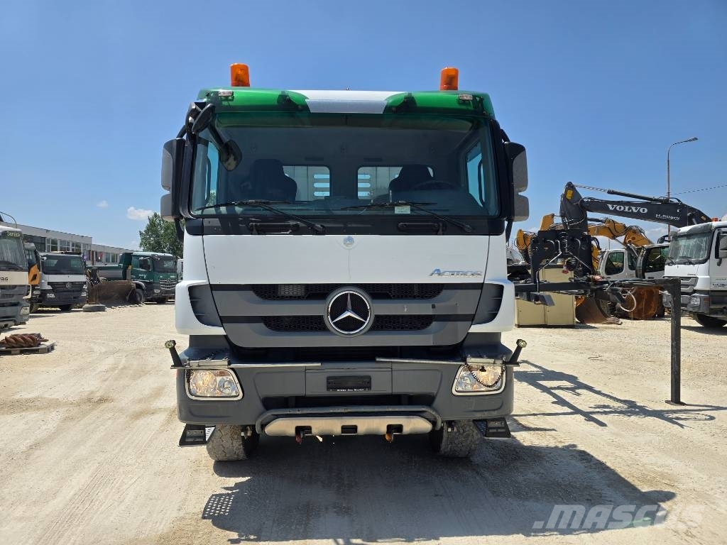Mercedes-Benz Actros 1844 4X4 傾卸式卡車