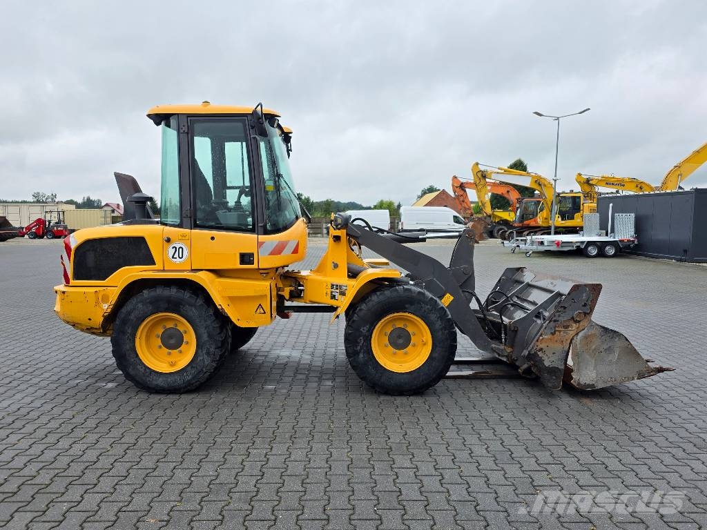 Volvo L35G, 2016 ROK, ŁYŻKA OTWIERANA + WIDŁY 輪胎式裝載機