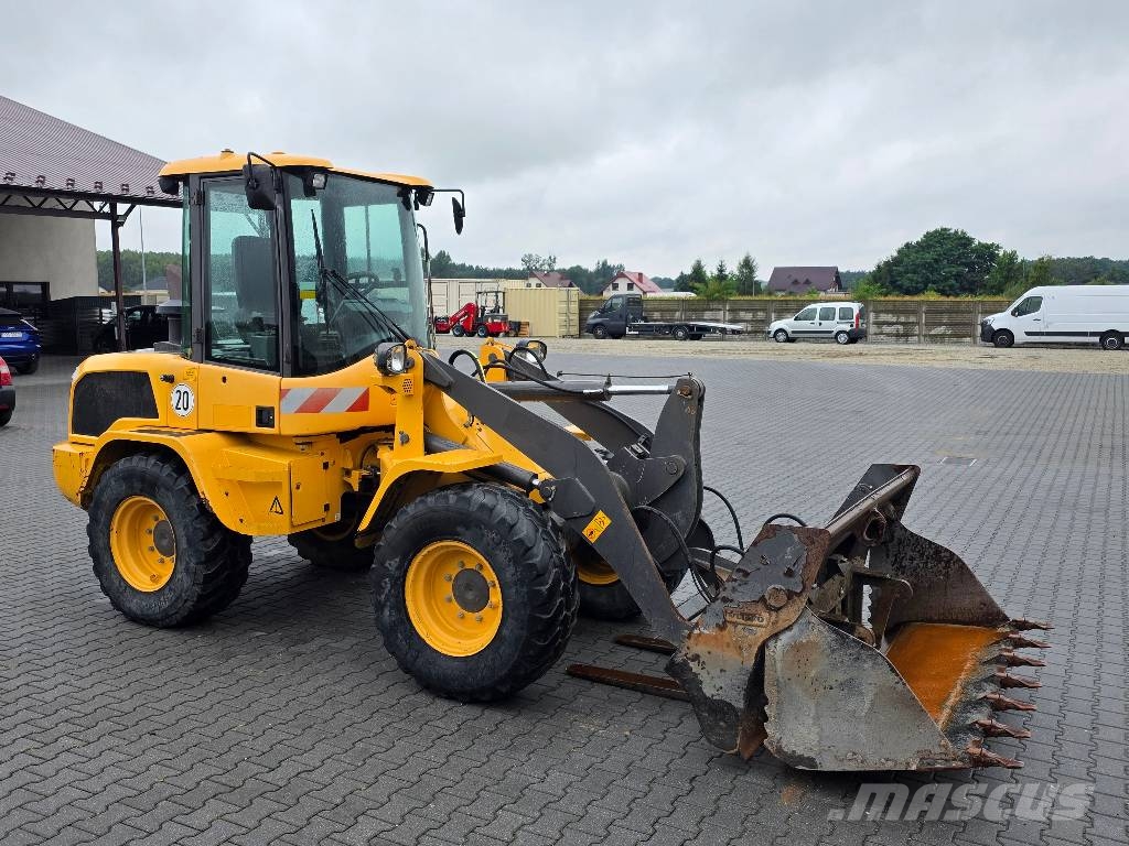 Volvo L35G, 2016 ROK, ŁYŻKA OTWIERANA + WIDŁY 輪胎式裝載機
