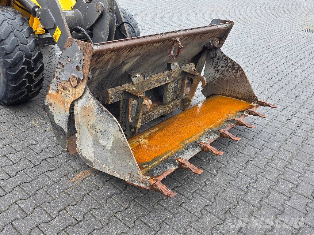 Volvo L35G, 2016 ROK, ŁYŻKA OTWIERANA + WIDŁY 輪胎式裝載機