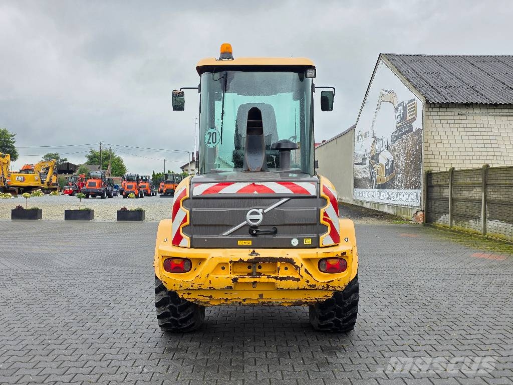 Volvo L35G, 2016 ROK, ŁYŻKA OTWIERANA + WIDŁY 輪胎式裝載機