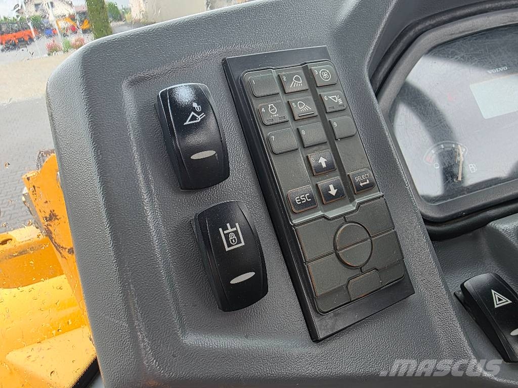 Volvo L35G, 2016 ROK, ŁYŻKA OTWIERANA + WIDŁY 輪胎式裝載機
