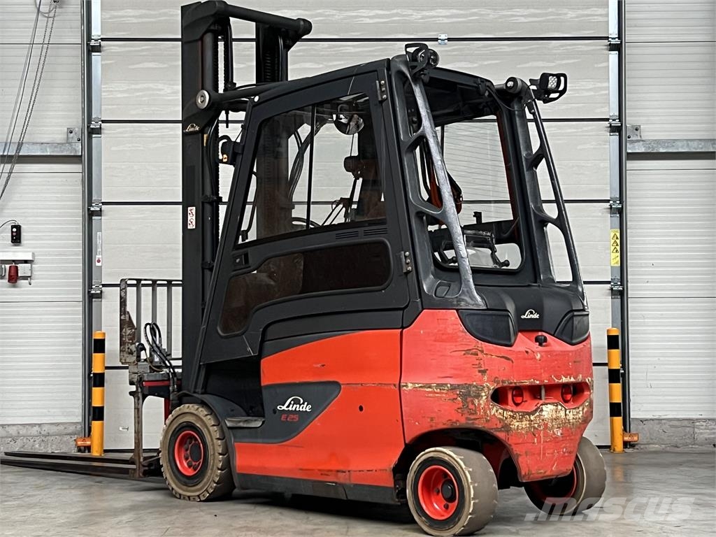 Linde E 25HL-01-600 شاحنات ذات رافعات شوكية تعمل بالكهرباء