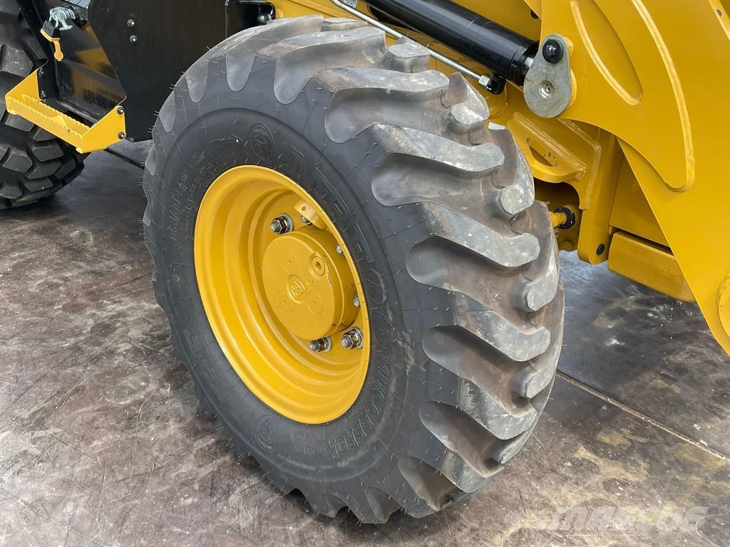 CAT 424 Εκσκαφείς Φορτωτές τύπου JCB