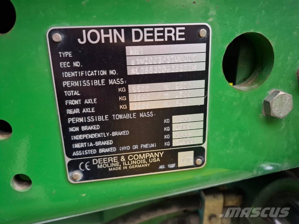 John Deere 6630 الجرارات