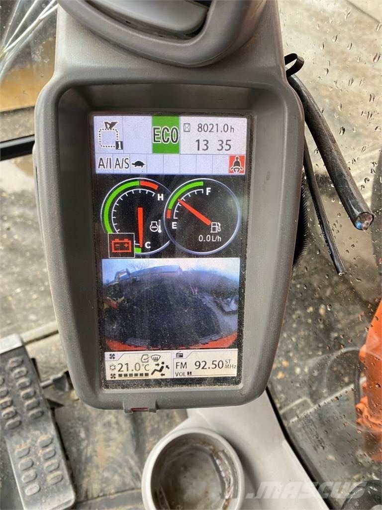 Hitachi ZX 225 US LC-5 B Kāpurķēžu ekskavatori