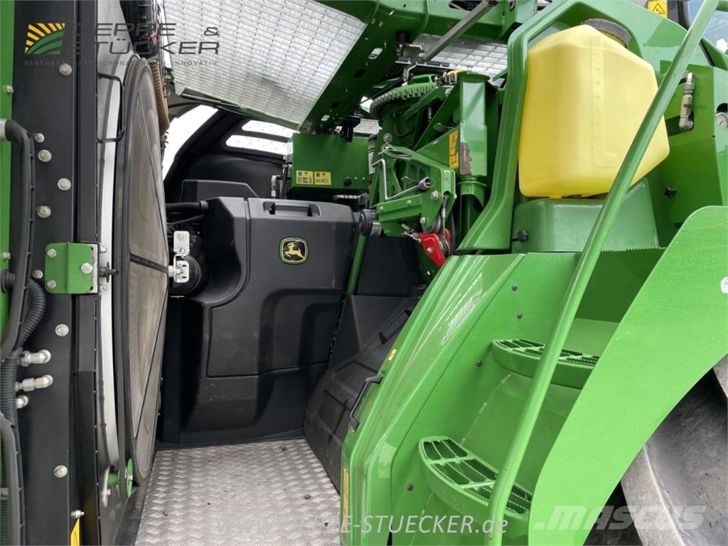 John Deere 9700i Další