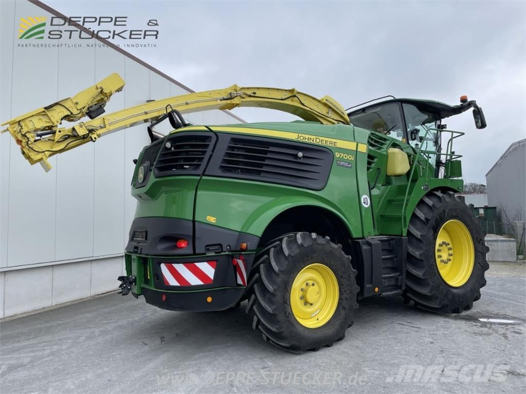 John Deere 9700i Další