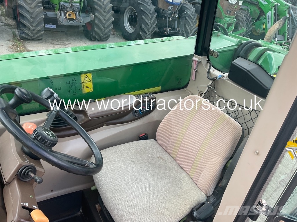 John Deere 3400 مناولات متداخلة