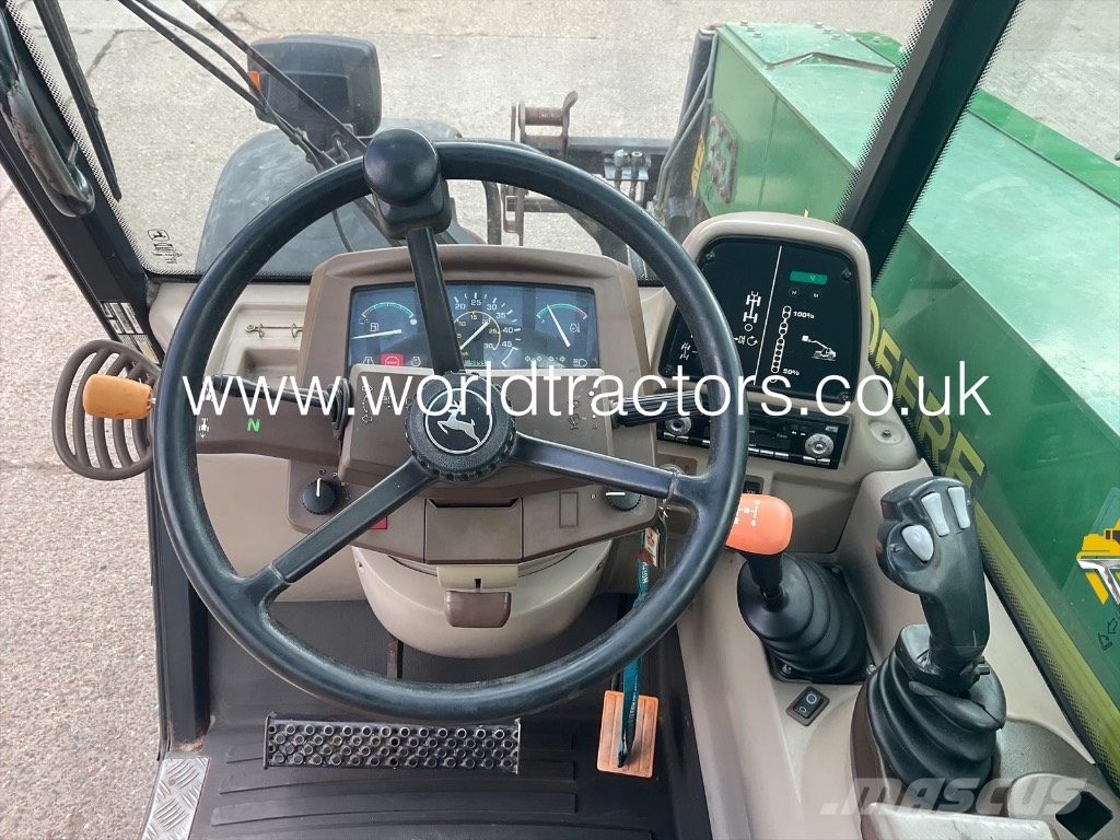 John Deere 3400 مناولات متداخلة