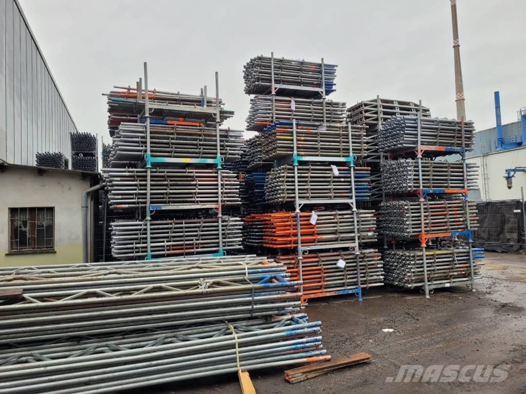 Layher Allround 200m² (3,07m/0,73m) – lot d'occasion Scaffolding equipment