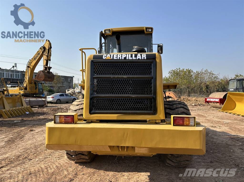CAT 966G Incarcator pe pneuri