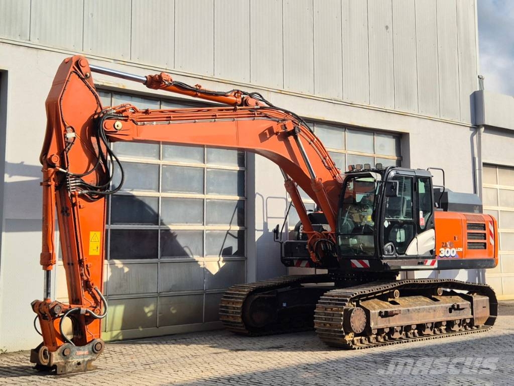 Hitachi ZX 300 LC N-6 Верижен екскаватор
