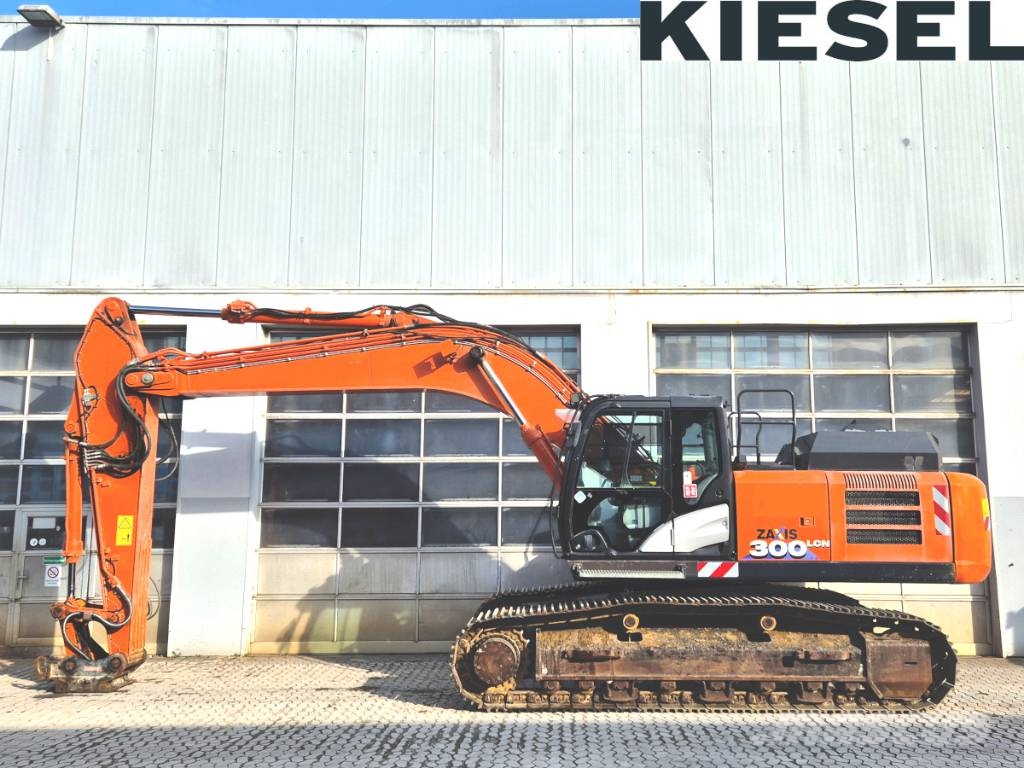 Hitachi ZX 300 LC N-6 Верижен екскаватор