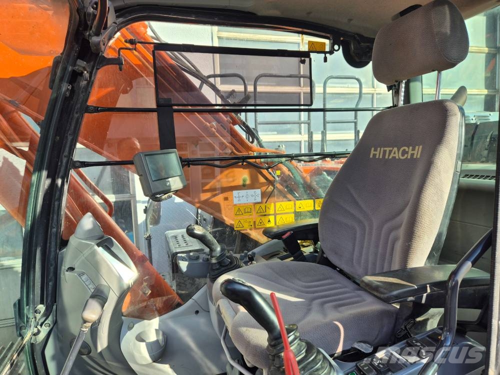 Hitachi ZX 300 LC N-6 Верижен екскаватор