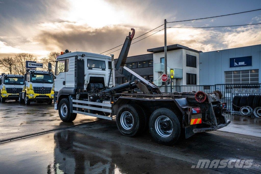MAN TGA 33.430 BB Hákový nosič kontajnerov