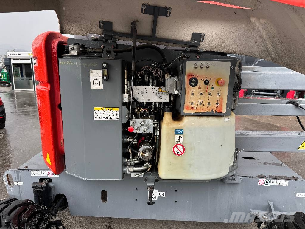 SkyJack SJ 46 Allrad 4x4 Diesel 16 Meter Teleskoparbeitsbü Nacele cu brat telescopic