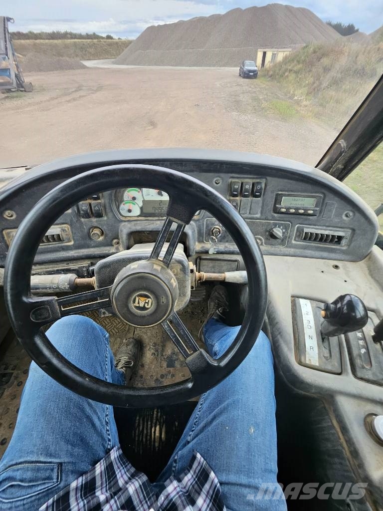 CAT 730 Σπαστό Dump Truck ADT