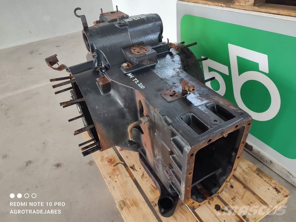 New Holland Rear axle housing 84219618 14012 New Holland T7.22 Коробка передач