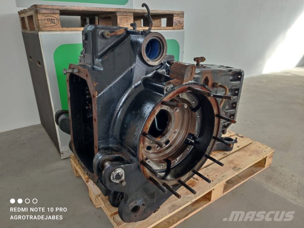 New Holland Rear axle housing 84219618 14012 New Holland T7.22 Коробка передач