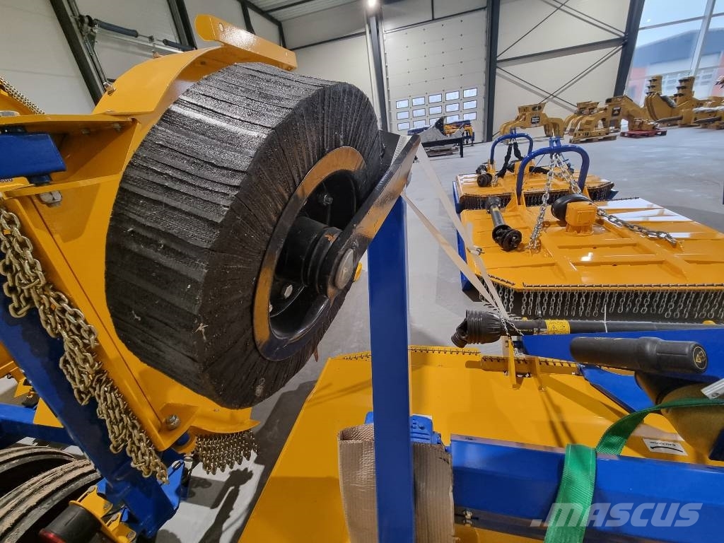 Bomford Triblade 3000 - Flail movers Slåmaskiner
