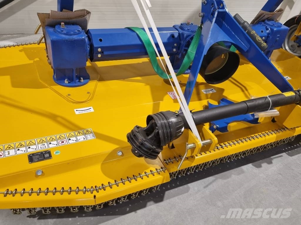 Bomford Triblade 3000 - Flail movers Slåmaskiner
