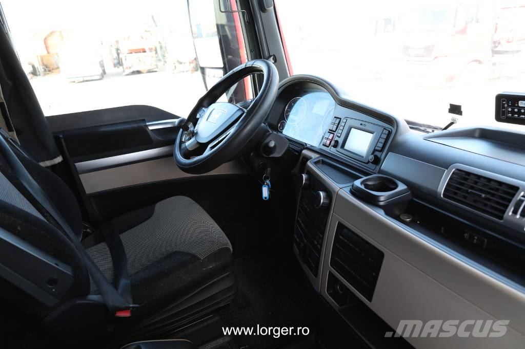 MAN TGX 18.500 4x2 LLS 厢式货车