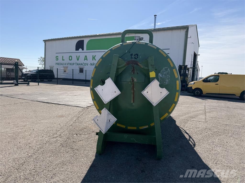 VIN 413 - STS KOVO CISTERNA 12000 l PHM VIN 413 Вантажівки-цистерни