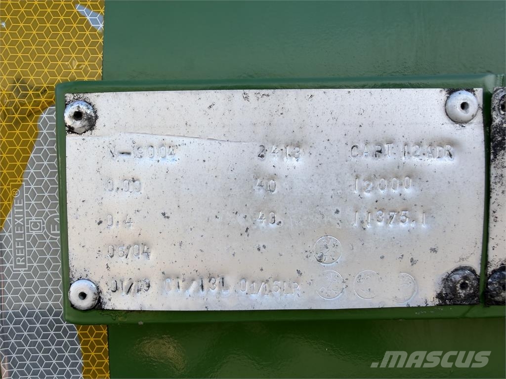 VIN 413 - STS KOVO CISTERNA 12000 l PHM VIN 413 Вантажівки-цистерни
