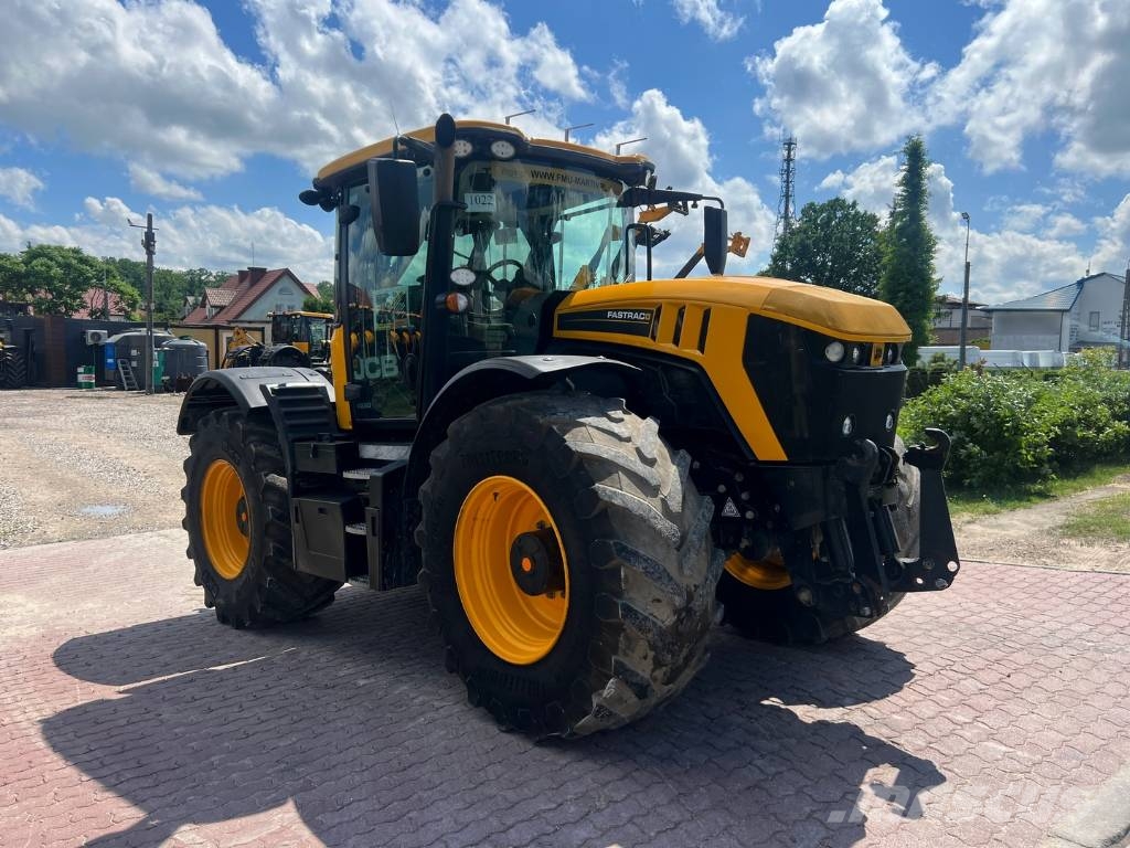 JCB Fastrac 4220 Traktorit