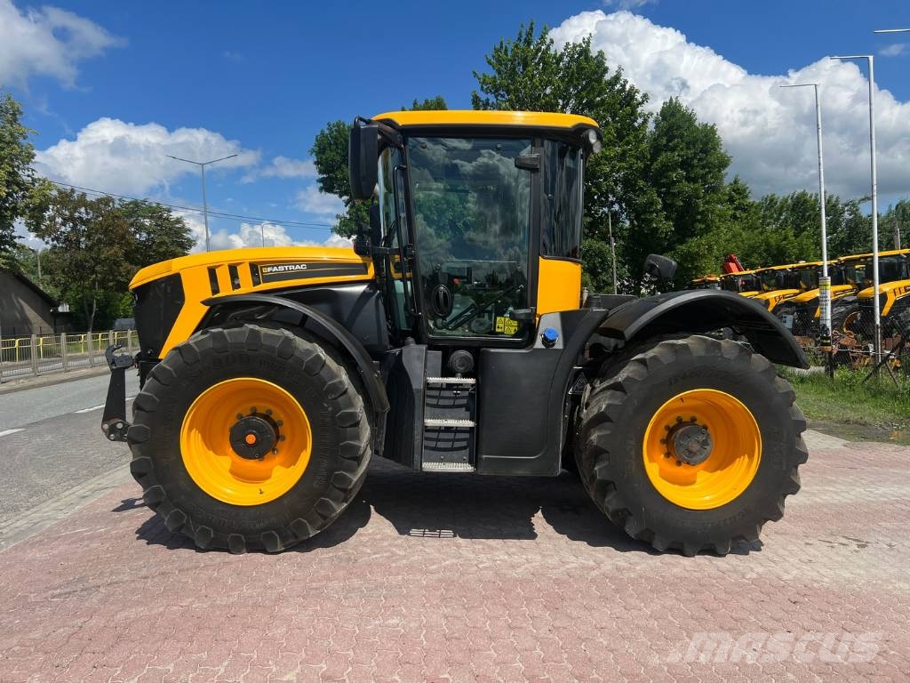 JCB Fastrac 4220 Traktorit