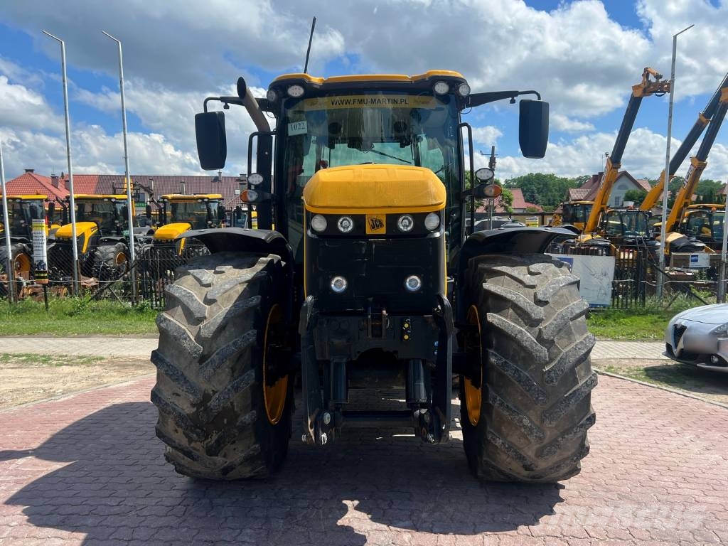 JCB Fastrac 4220 Traktorit